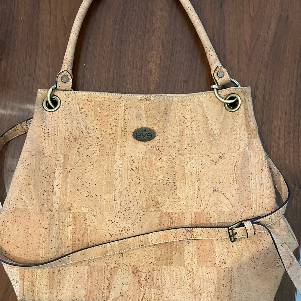 EVE Cork Shoulder/Crossbody Bag